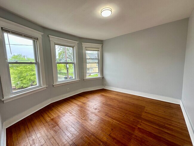 Foto del edificio - 176 Davenport St