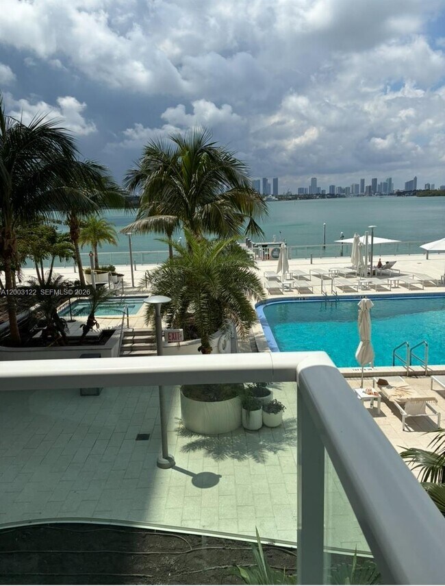 Foto del edificio - 1000 West Ave