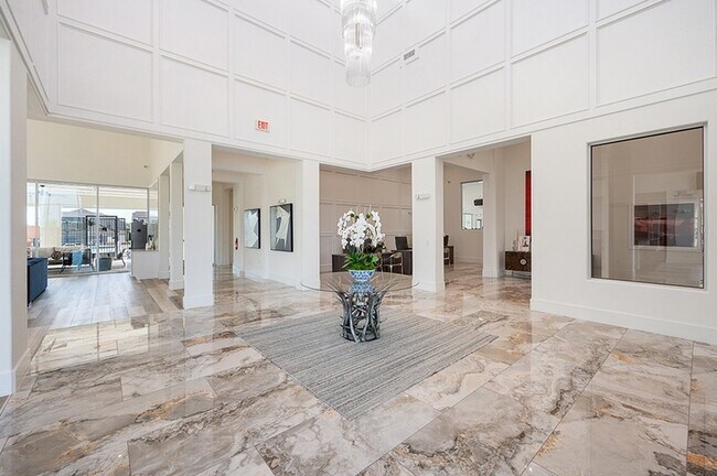 Building Photo - Luxe Prosper