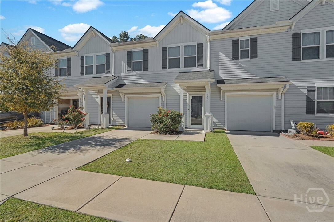 Primary Photo - 124 Benelli Dr