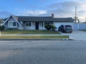 Building Photo - 6581 Bestel Ave