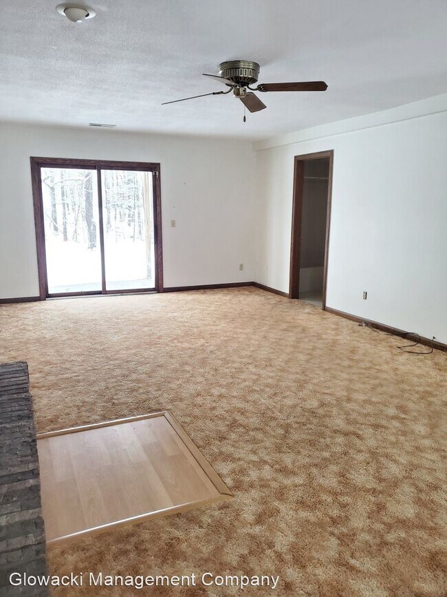 Building Photo - 3 br, 2 bath House - 1131 Golden Drive