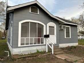 Building Photo - 7117 Gregory St