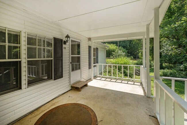 Building Photo - 15 Grey Rock Valley