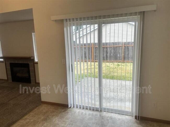 Foto del edificio - 15116 NE 80th St