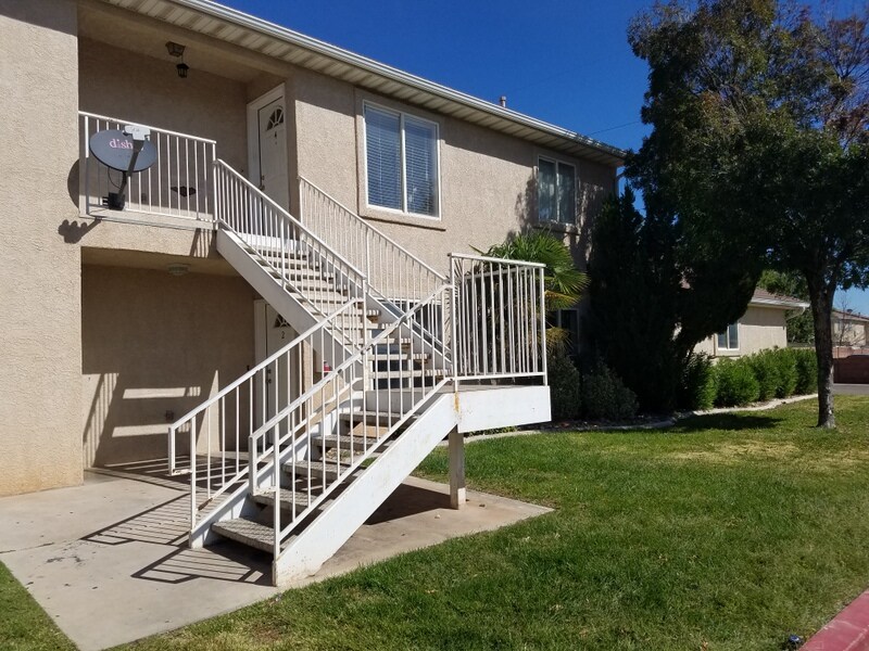 Primary Photo - 766 N 2720 E