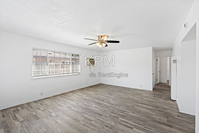 Foto del edificio - 527 N Lillian Ave