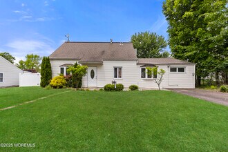 Building Photo - 297 Highland Ave