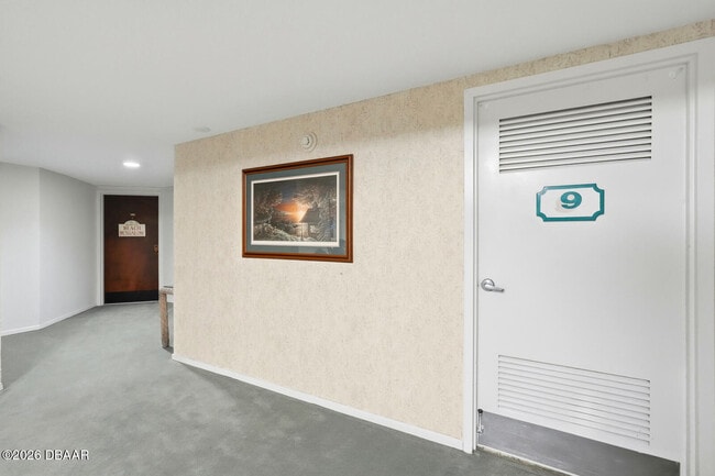 Foto del edificio - 925 N Halifax Ave