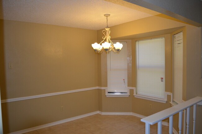 Building Photo - Cozy 3 Bedroom in Country Trails Harker Heights!