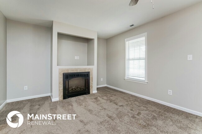 Foto del edificio - 405 Whitehall Ct