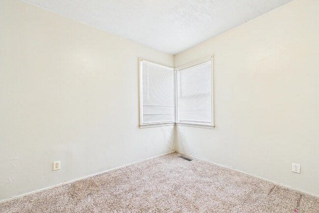 Building Photo - 1516 Fulton St