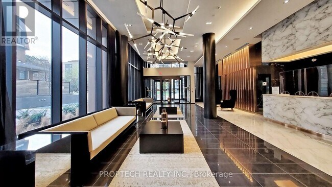 Photo du bâtiment - 101 Erskine Ave