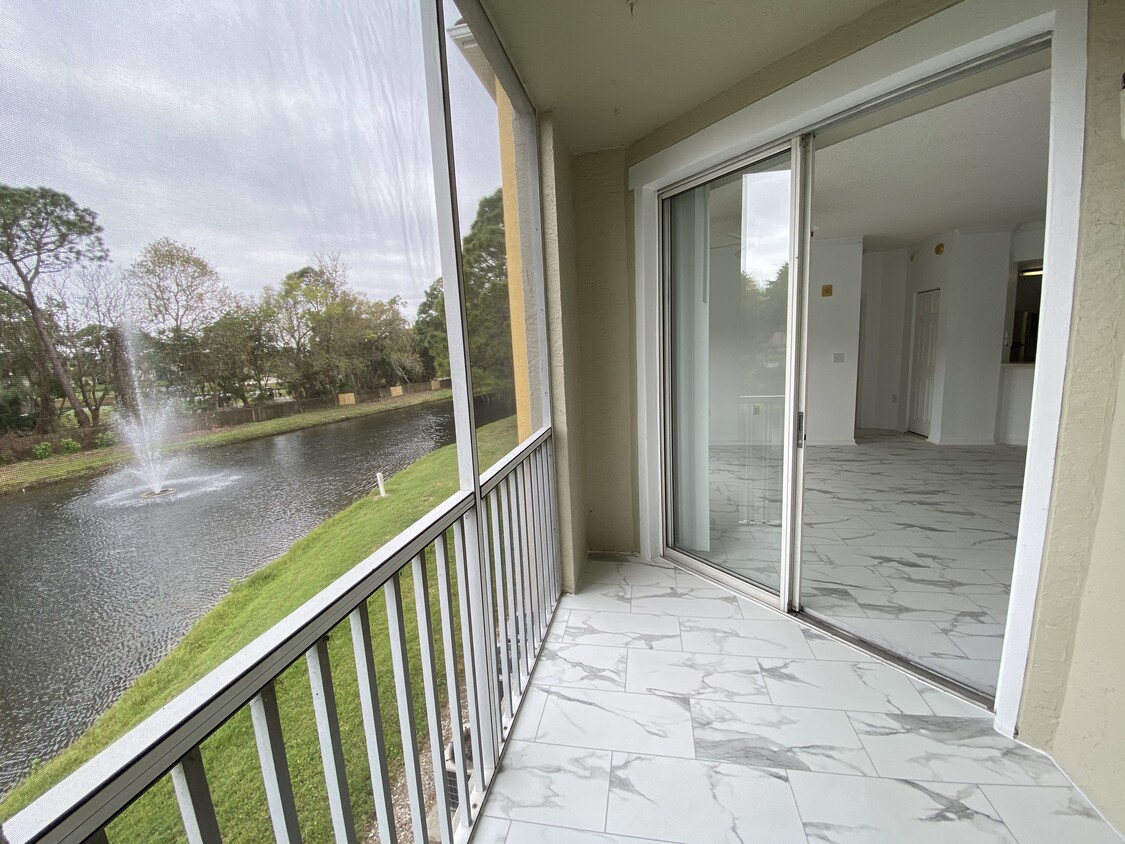 4751 Travini Cir Unit Las Palmas of Sarasota, Sarasota, FL 34235