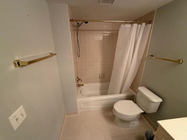 Building Photo - 20360 Stillhouse Branch Pl