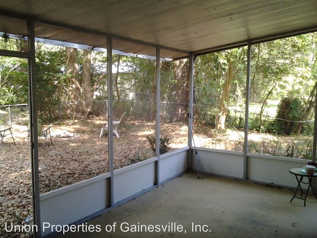 Building Photo - 4 br, 2 bath House - 2718 W University Avenue