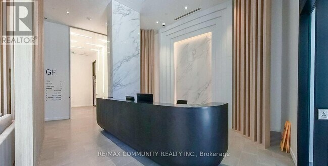 Building Photo - 3009 Novar Rd