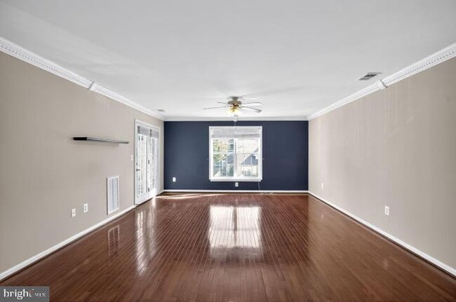 Foto del edificio - 2013 Rudy Serra Dr