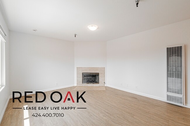 Building Photo - 12903 Roselle Ave