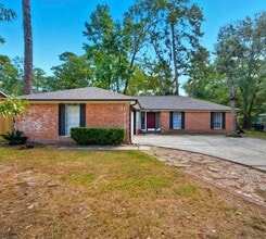 Building Photo - 24710 Glen Loch Dr