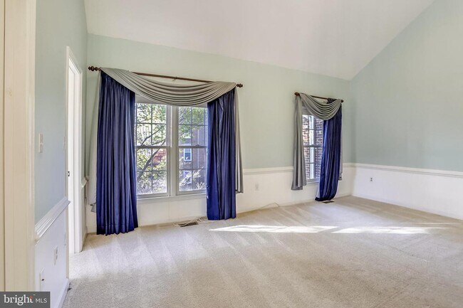 Foto del edificio - 5459 Whitley Park Terrace