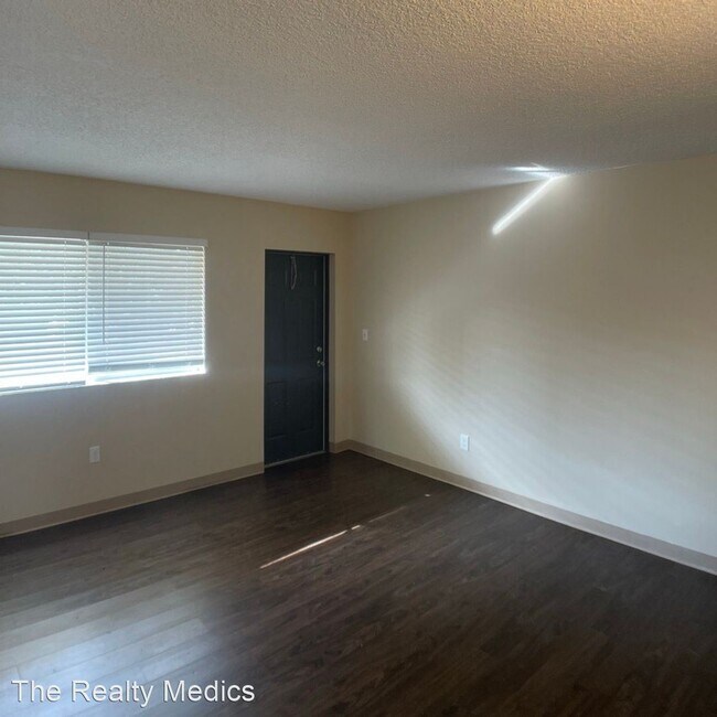 Foto del edificio - 2 br, 1 bath House - 3015 CR Smith St Unit 44