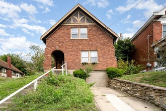 Building Photo - 710 Highland Ave
