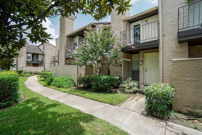 Foto del edificio - 2021 Spenwick Dr