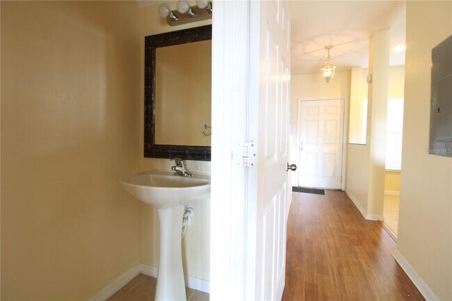 Foto del edificio - 10832 Savannah Wood Ct