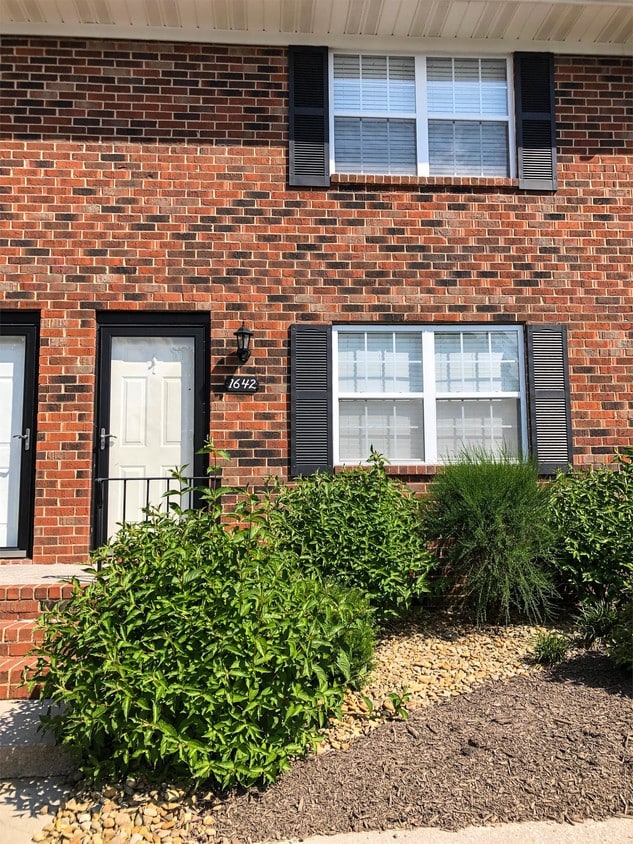 1642 Louisville Rd, Alcoa, TN 37701 Townhome Rentals in Alcoa TN