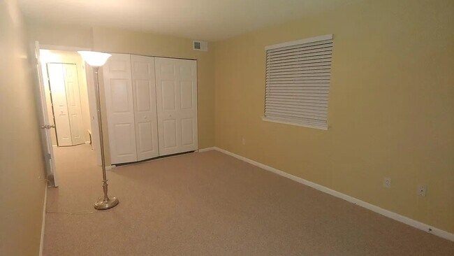 Building Photo - 4556 Winding Brook Dr