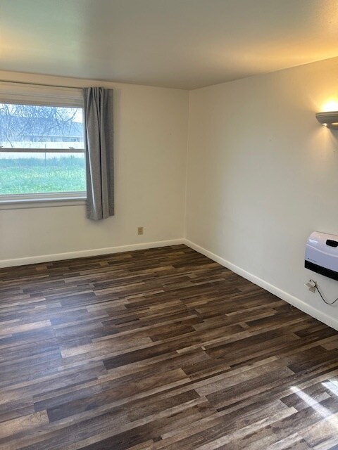 Foto del edificio - 734 Winemiller Ln