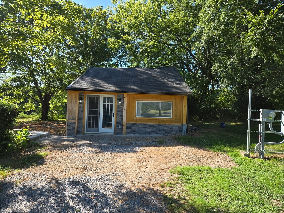 Foto principal - 7356 Old Cox Pike