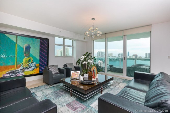 Foto del edificio - 3301 NE 183rd St