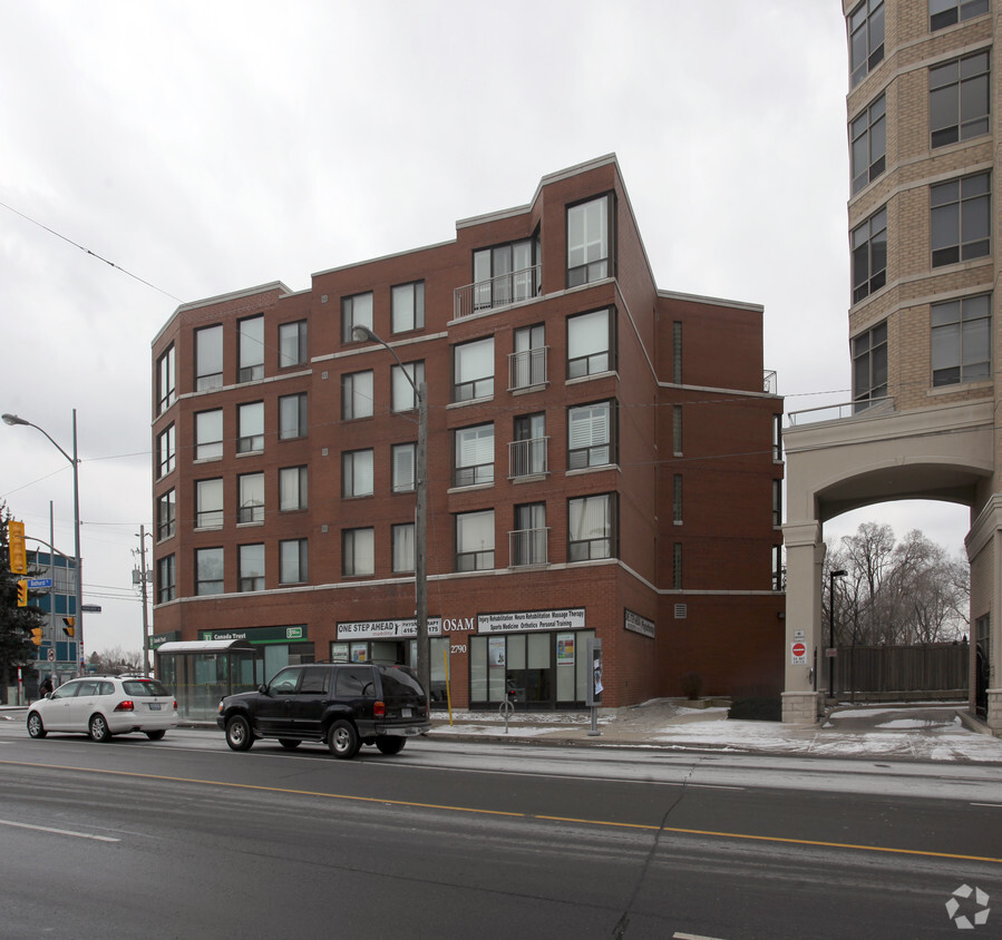 Building Photo - 500 Glencairn Ave