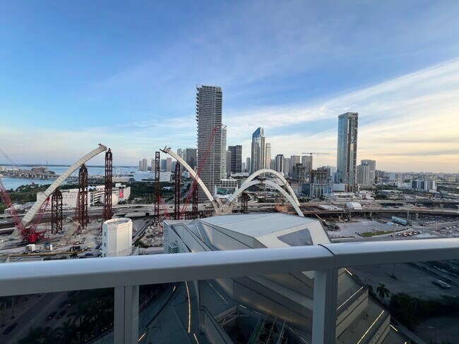 Foto del edificio - 1720 Bay Dr