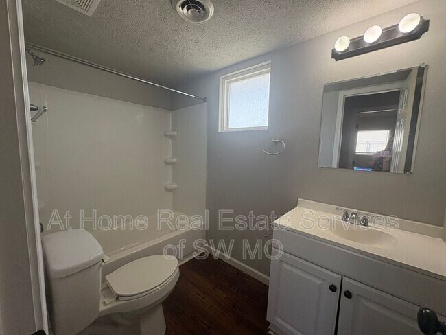 Foto del edificio - 930 S Campbell Ave