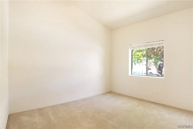 Building Photo - 1132 Pear Tree Ln