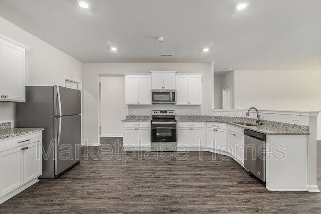 Building Photo - 6967 Rebecca Ln
