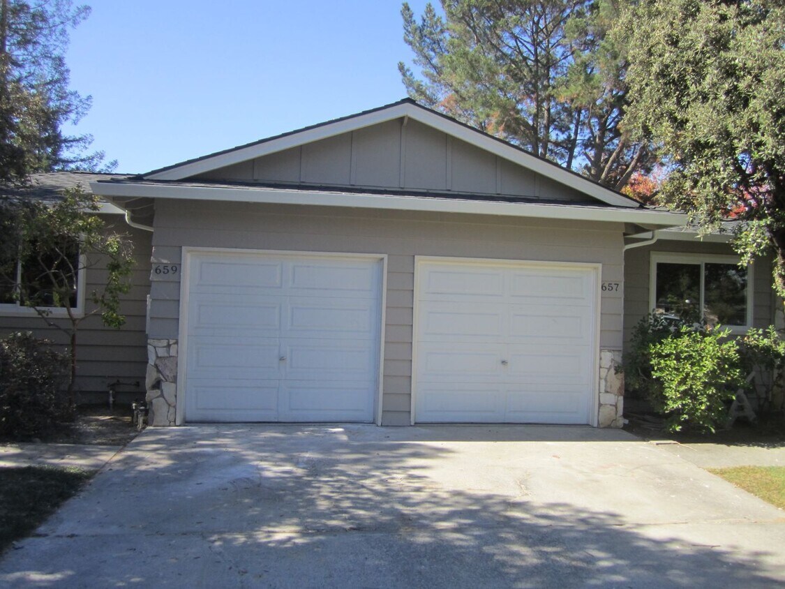 657659 Vasona Ct Apartment for Rent in Los Gatos, CA