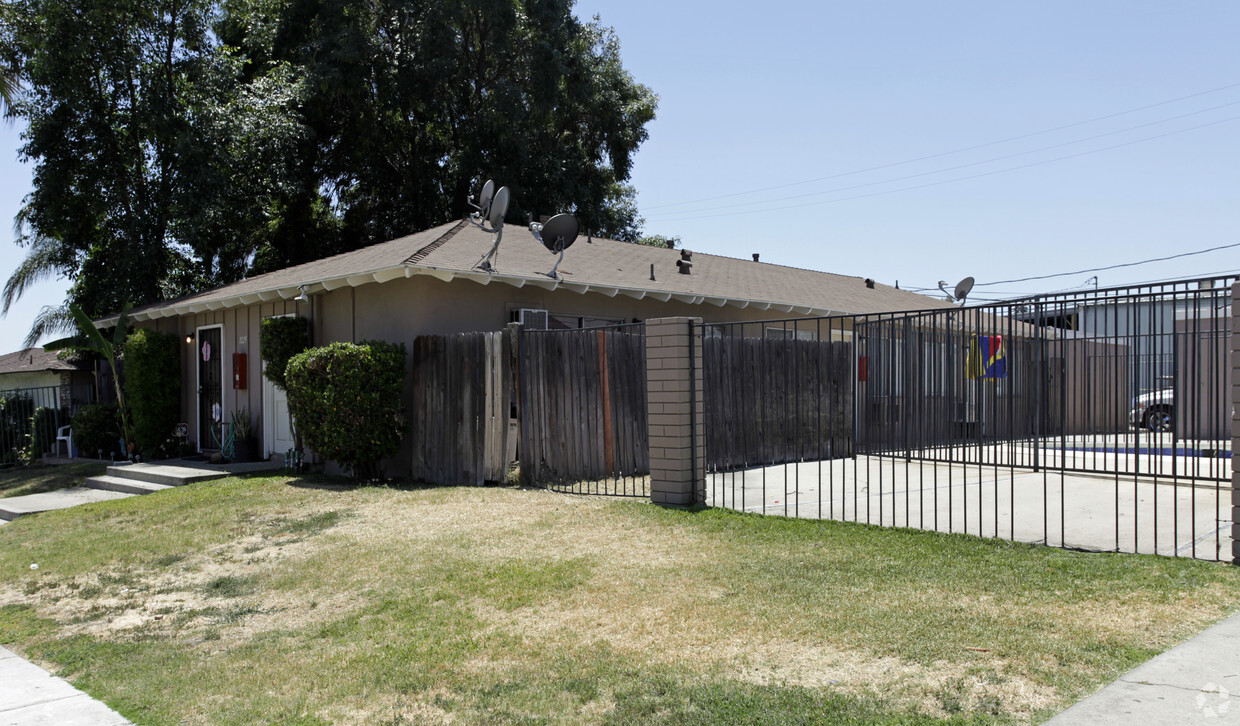 Primary Photo - El Dorado Patio Homes