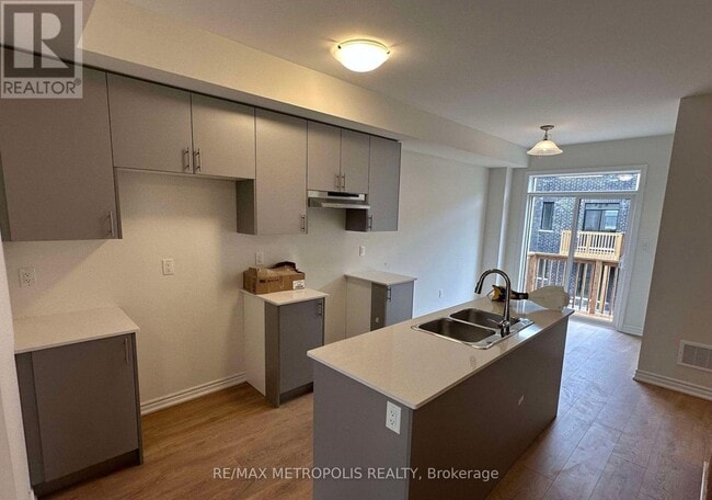 Building Photo - 783 Kootenay Path