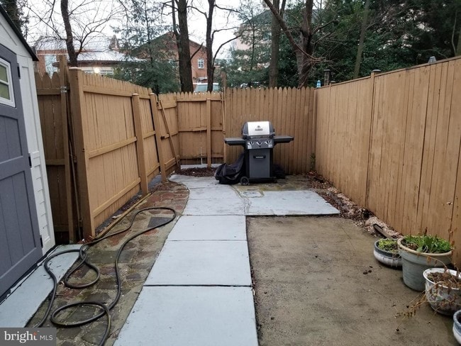 Building Photo - 923 Park Ave