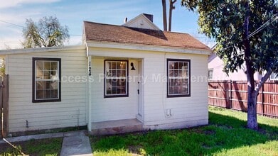 Building Photo - 124 Walden St
