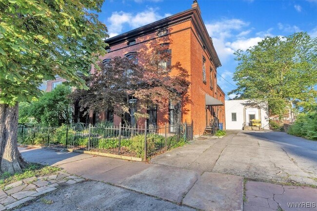 Foto del edificio - 522 Franklin St