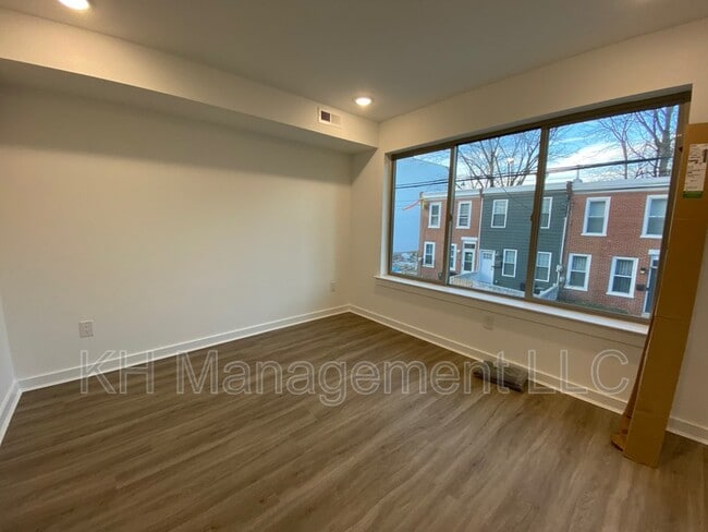 Building Photo - 3932-36 Mt Vernon St