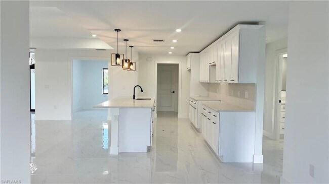 Building Photo - 4105 East 15th Street