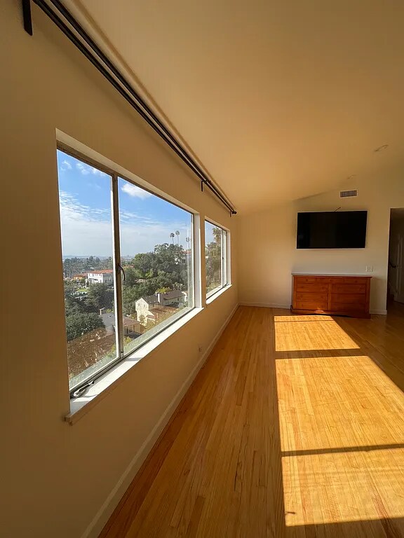 Foto del edificio - 3632 Amesbury Rd