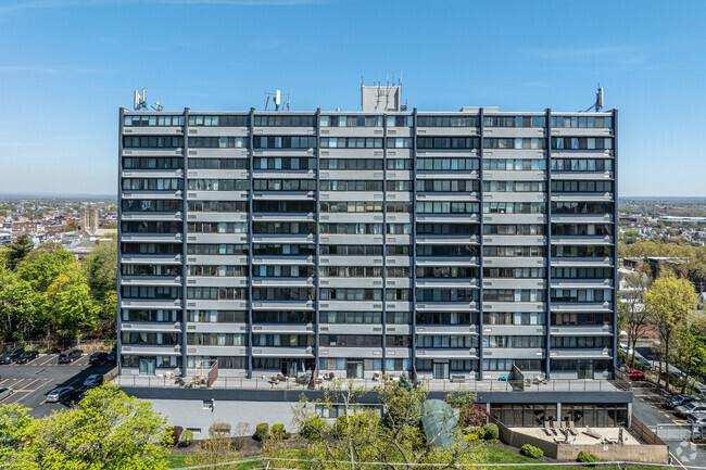 Building Photo - Presidential Towers