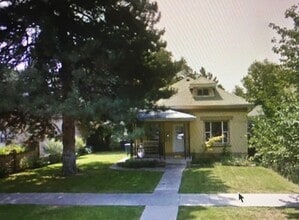 Building Photo - 1046 Windsor St